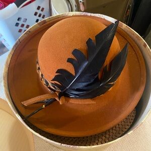 McJohn/McHenry Elegant Brown Feathered Women's Hat